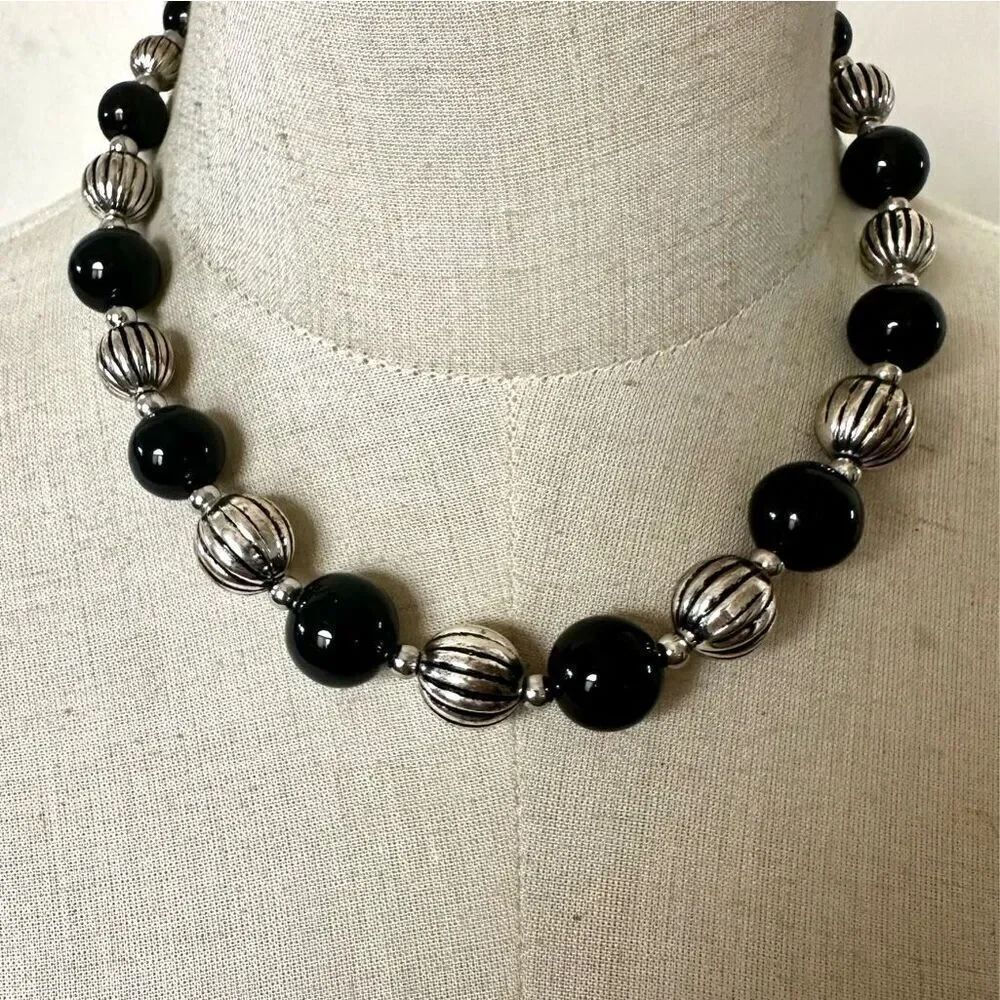 Black and silver tone beaded necklace